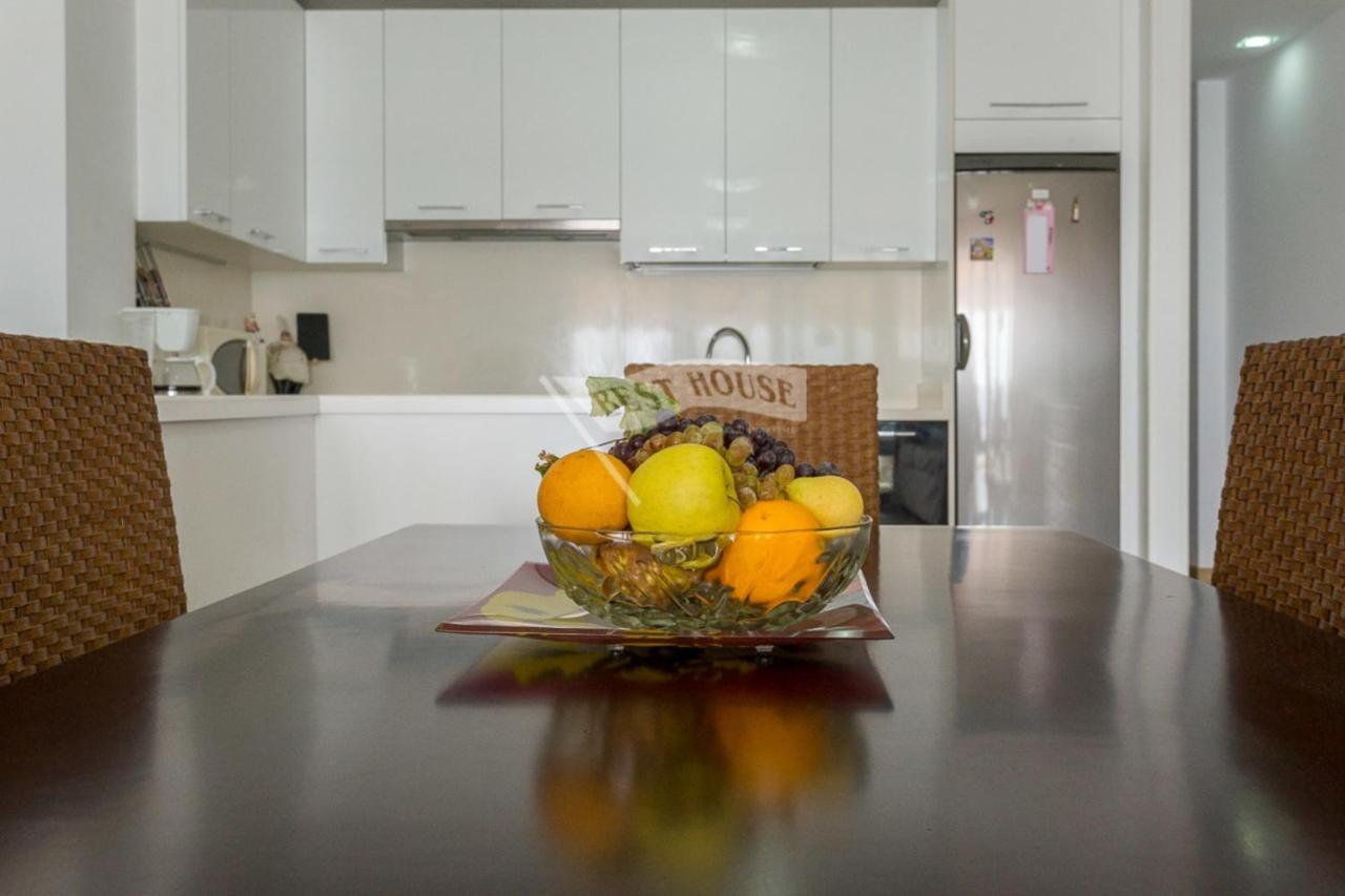 Luxury Apartment In Front Of The Beach Меленара Екстериор снимка